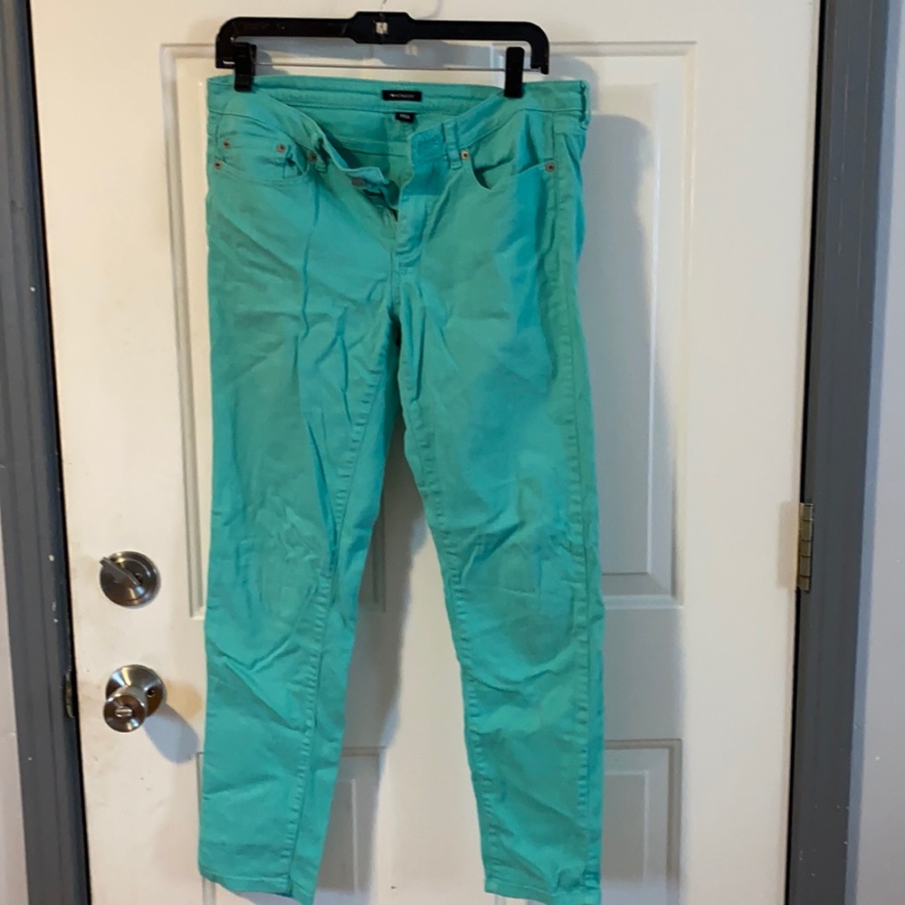 Size 8 aqua stretch jean